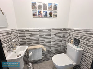 WC- click for photo gallery